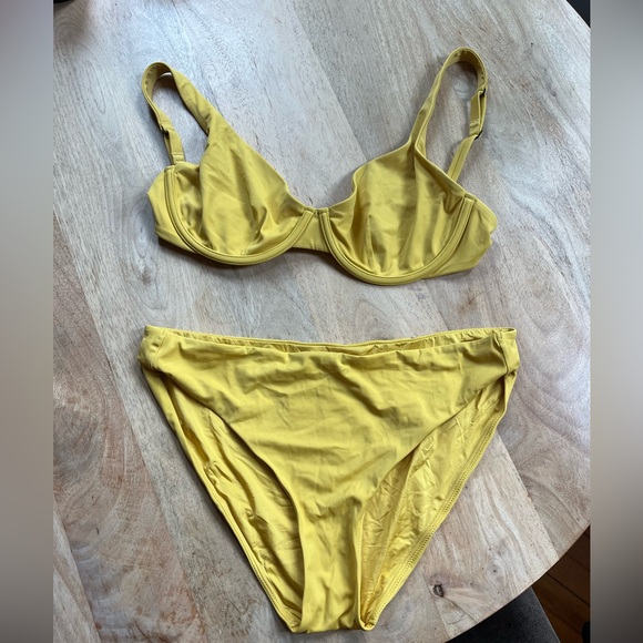 CUUP scoop bikini top (36 C) and high waist bottom (L) in sunny yellow - Picture 2 of 4